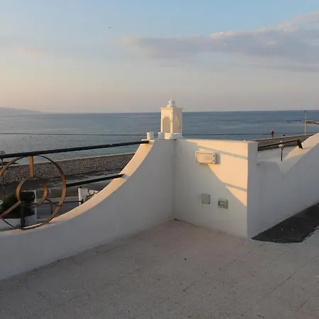Seahorse In Marzamemi, Una Terrazza Sul Mare 아파트 *
