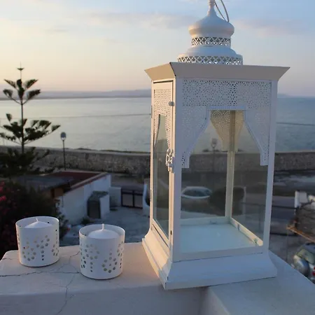 Seahorse In Marzamemi, Una Terrazza Sul Mare